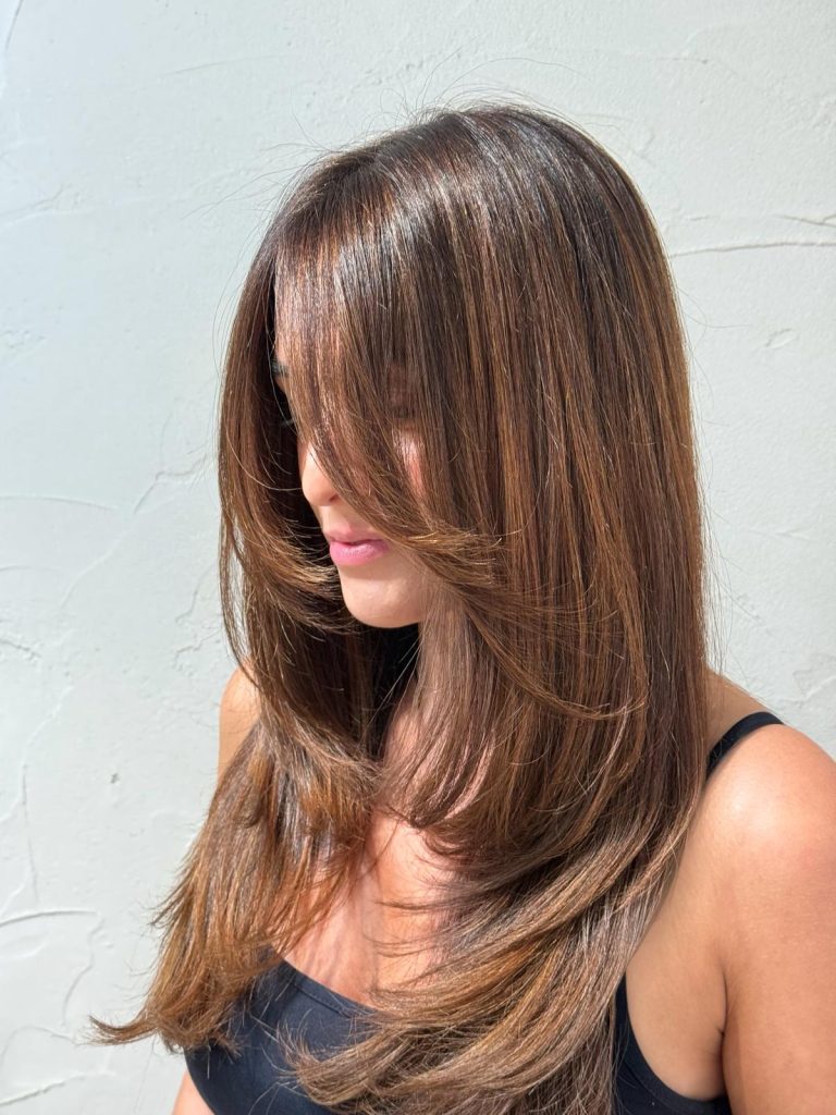 Babylights sutiles en cabello castaño
