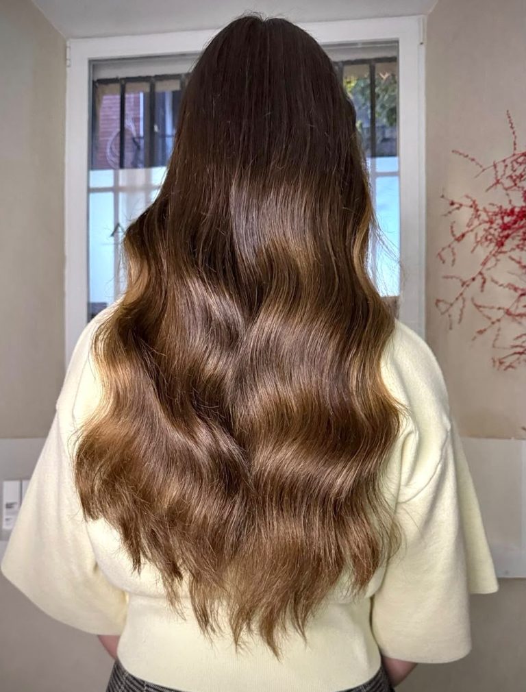 Balayage chocolate suave con ondas en ATICA Salón Madrid